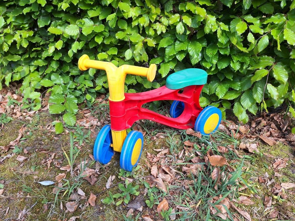Loopfiets lena, Enfants & Bébés, Jouets | Extérieur | Véhicules & Draisiennes, Enlèvement, Vélo d'équilibre