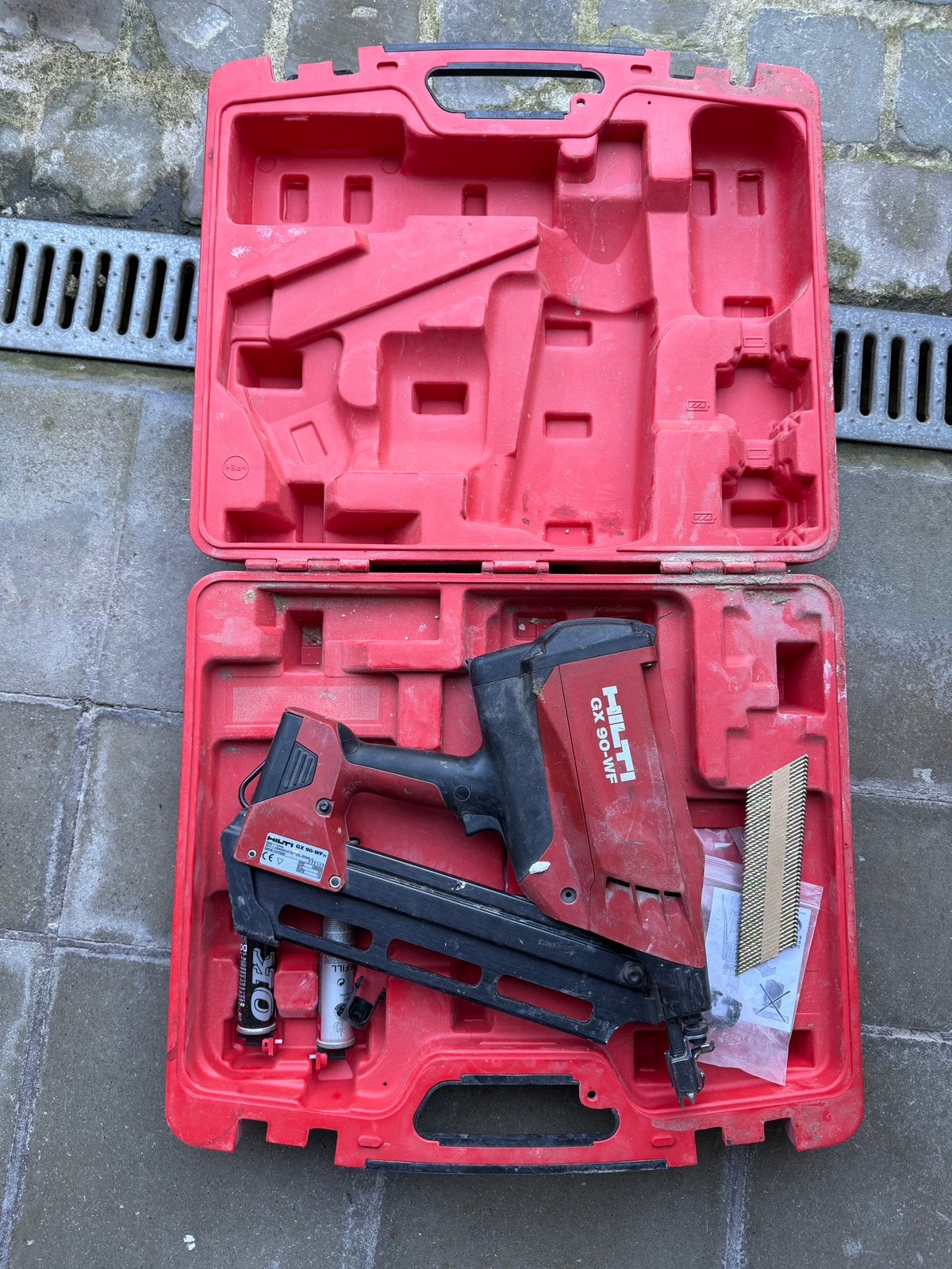 Hilti GX 90-WF - pistolet à clous, Enlèvement, Utilisé, Autres types, Hilti