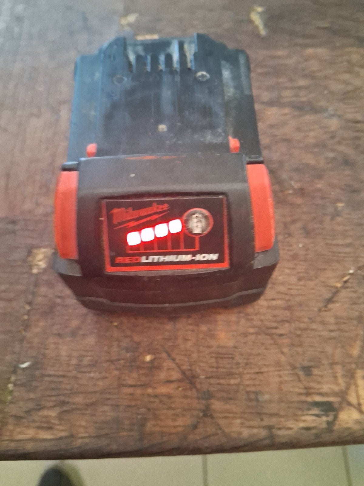Milwaukee M18 4Ah, Doe-het-zelf en Bouw, Ophalen of Verzenden, Gebruikt