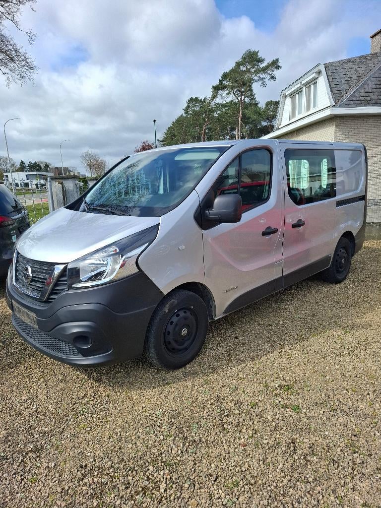 Nissan NV 300, Autos, Argent ou Gris, Euro 6, Entreprise, 3 places