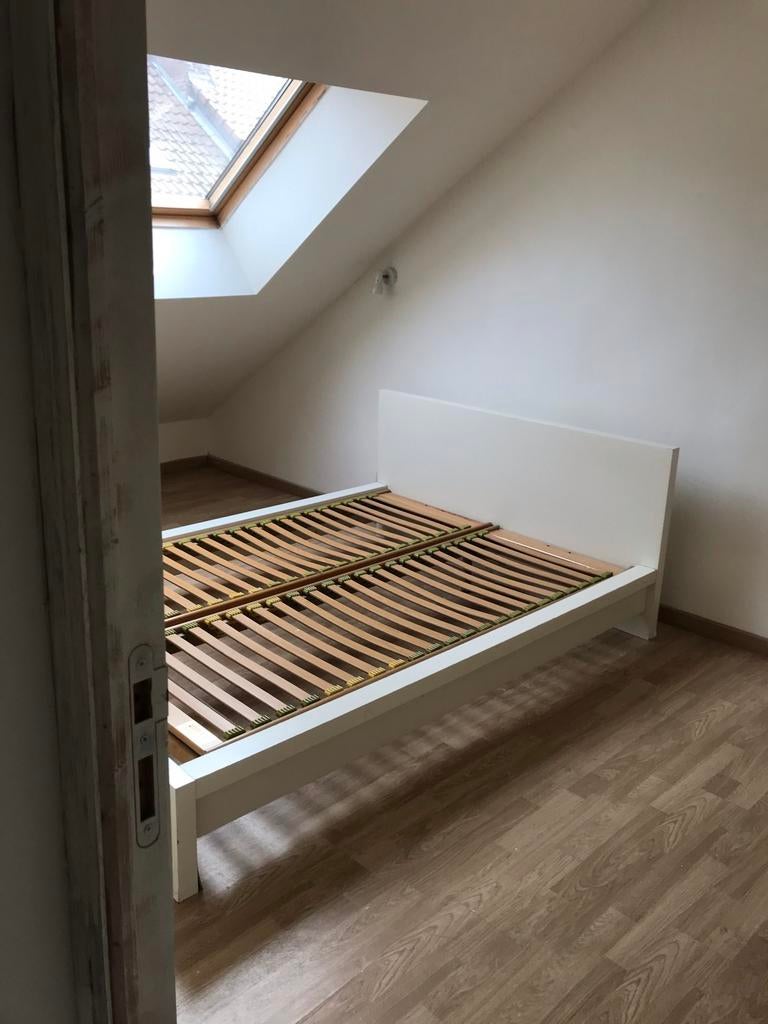 Appartement à louer 3 chambres ( 1 grande 2 moyennes )