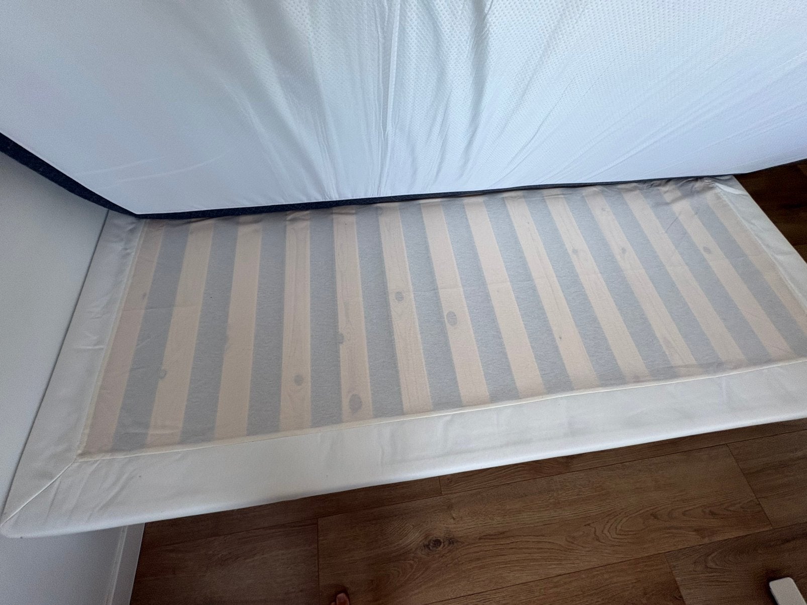 Lit sommier Ikea 90x200, Maison & Meubles, Chambre à coucher | Lits, Enlèvement, Comme neuf