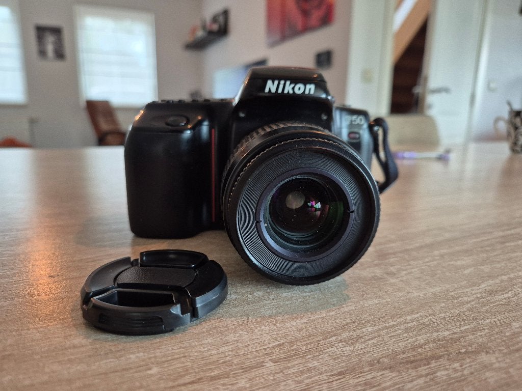 Nikon F50 met Nikkor 35 - 80mm, Audio, Tv en Foto, Ophalen of Verzenden, Gebruikt, Spiegelreflex, Nikon