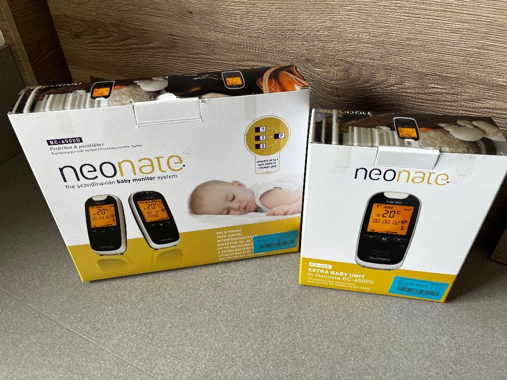 Te koop Babyfoon Neonate ouderunit + 2 kinderunits, Ophalen of Verzenden