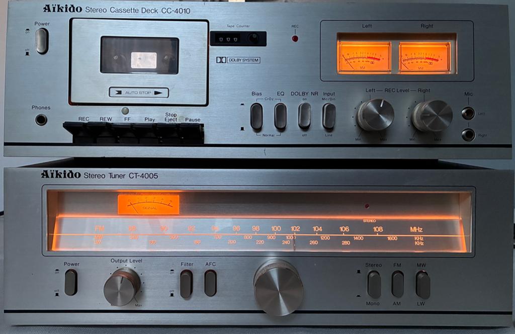 Aikido CT-4005 - stereotuner • Aikido CC-4010 — cassettedeck, Ophalen of Verzenden, Zo goed als nieuw, Analoog