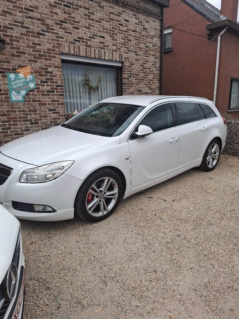 Opel insignia, Autos, 110 kW, Boîte manuelle, Noir, 5 portes