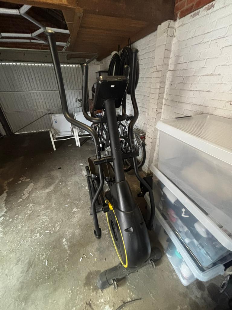 Focus Fitness Crosstrainer / Elliptical – Zeer goede staat, Sport en Fitness, Fitnessapparatuur, Zo goed als nieuw, Crosstrainer