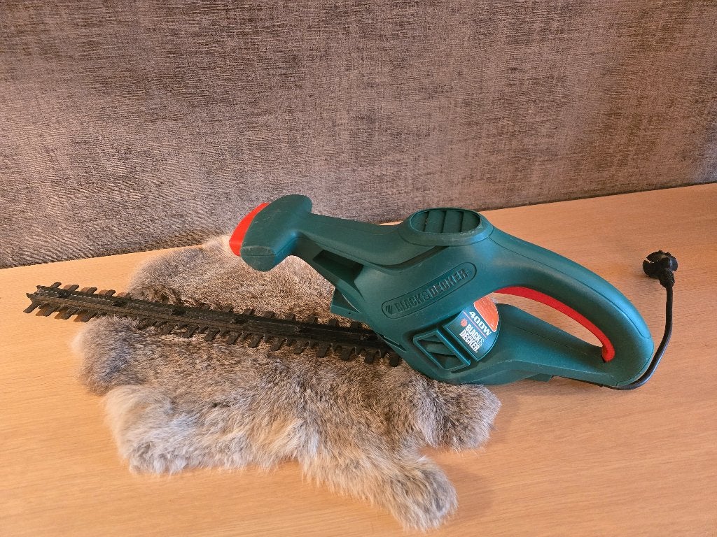 Black & Decker heggenschaar GT 100 Type 1, Tuin en Terras, Ophalen of Verzenden, Gebruikt, Elektrisch, Black&Dekker
