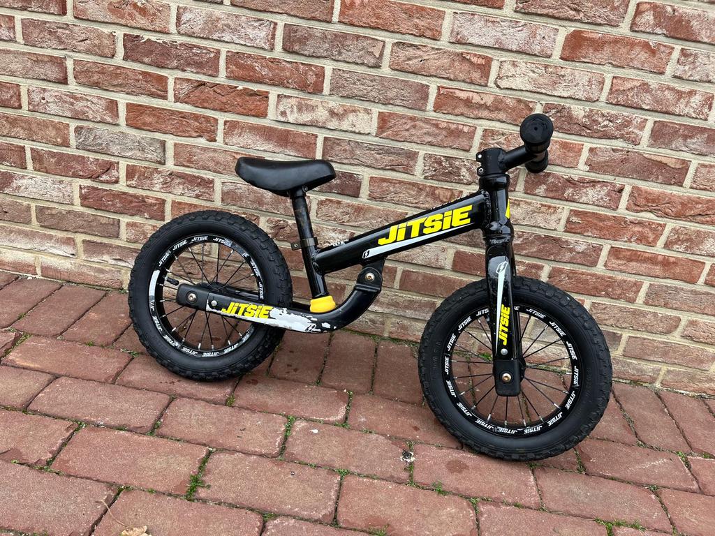 Vélo d'équilibre Jitsie 12,5 pouces (noir), Enlèvement, Comme neuf