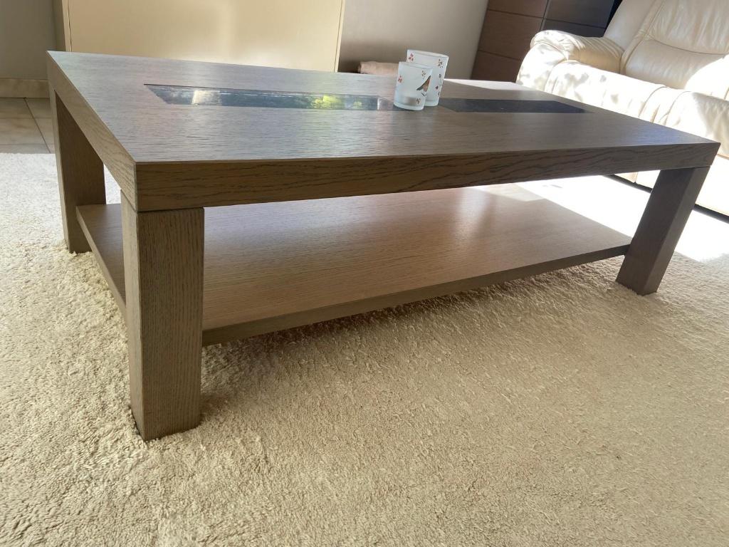 Houten Salontafel met Natuursteen Inleg, Huis en Inrichting, Ophalen, 100 tot 150 cm, 50 tot 100 cm, Zo goed als nieuw