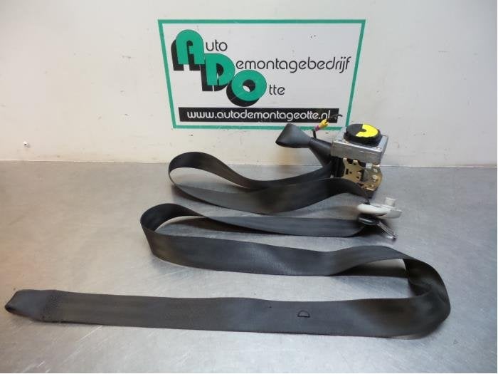 Ceinture de sécurité avant droite d'un Volkswagen Beetle (, Volkswagen, -, 3 mois de garantie, Utilisé