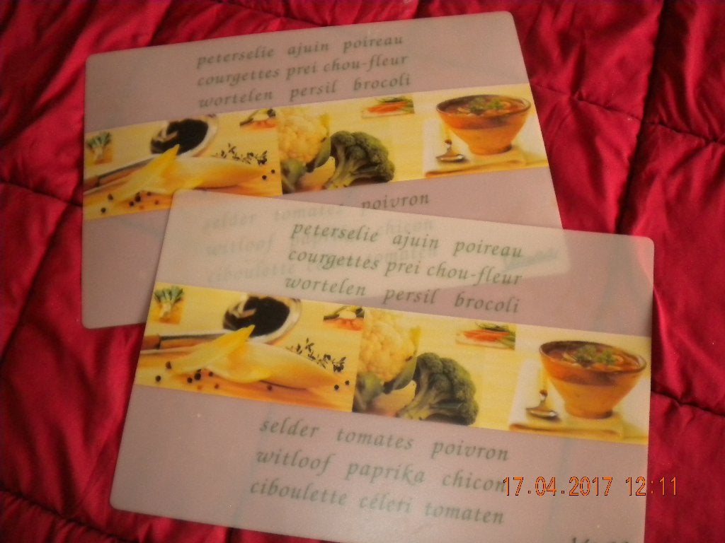 Tafelbeschermers, Enlèvement