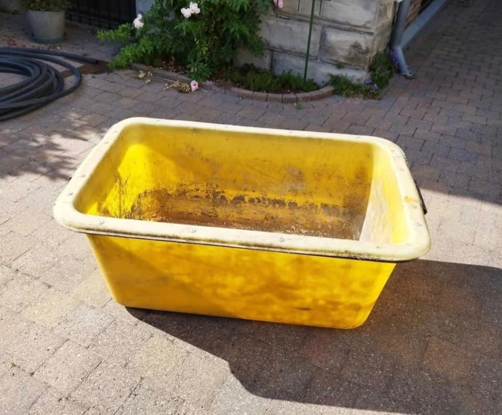 Bac à mortier, Enlèvement, Utilisé, Jaune