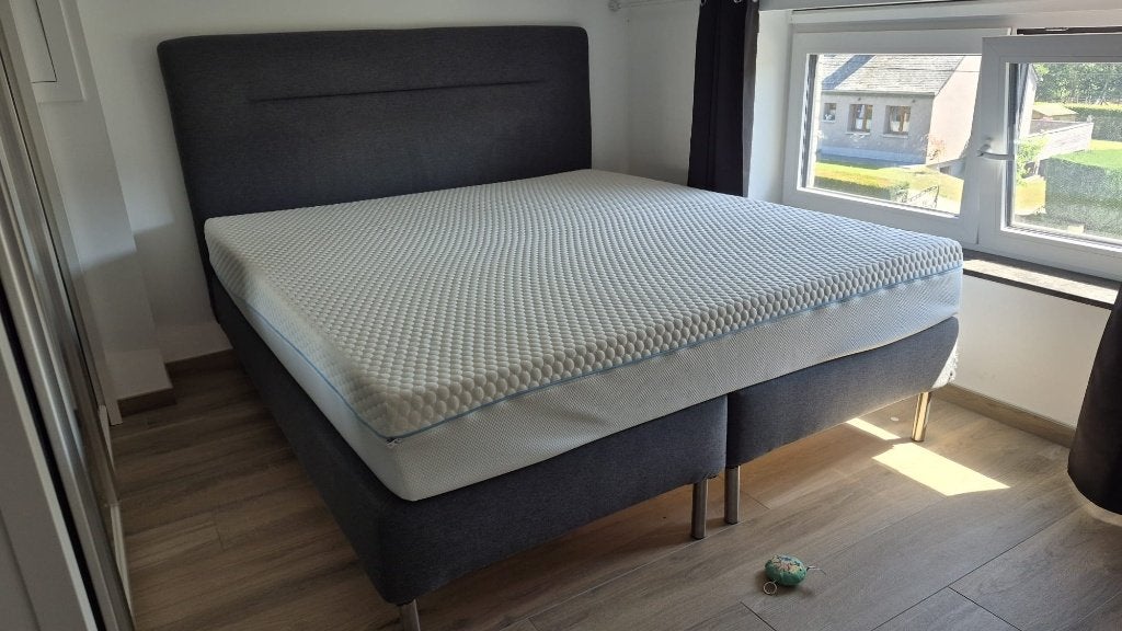 LIT DOUBLE, Maison & Meubles, Gris, Comme neuf, Enlèvement, 180 cm