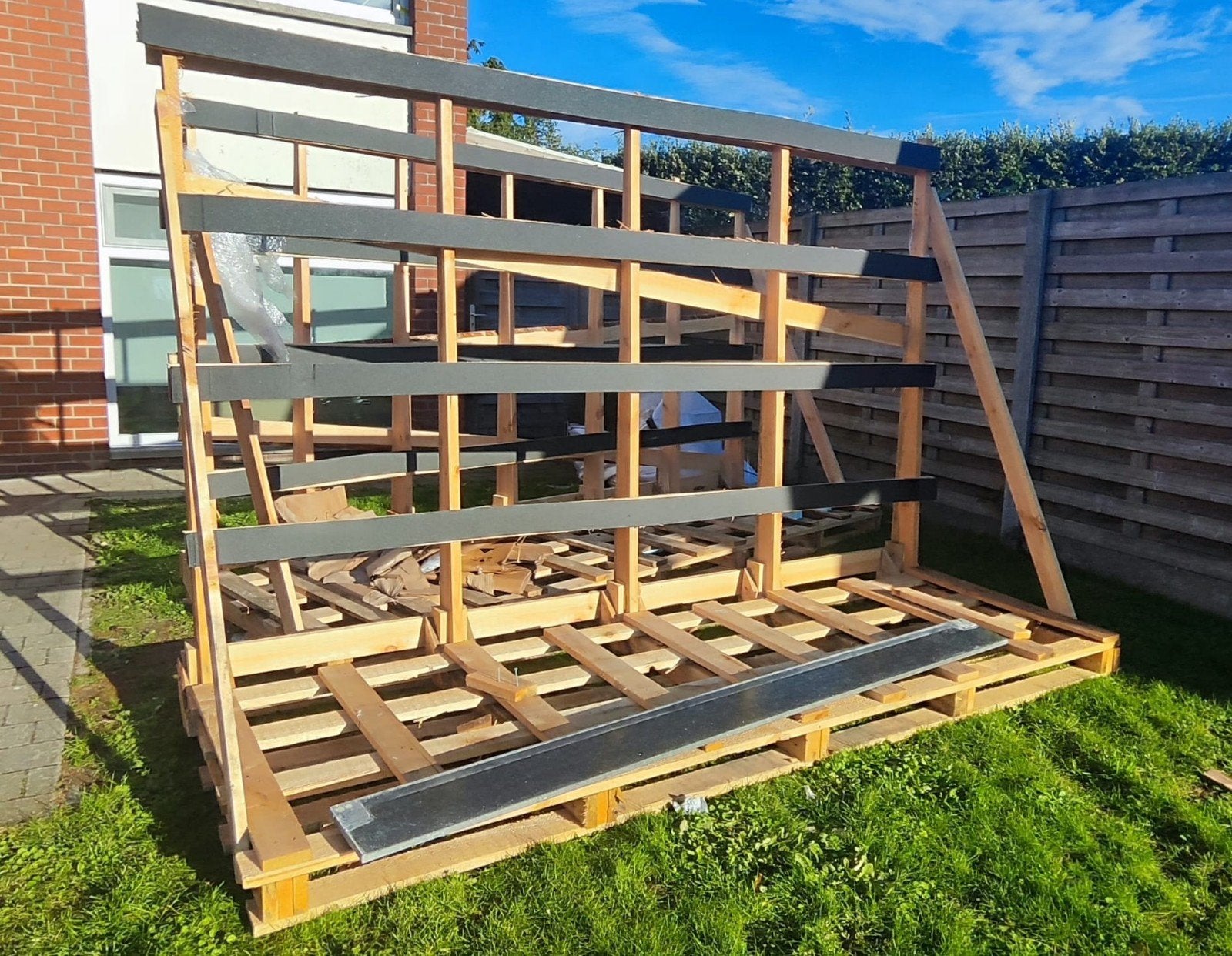 solides supports en bois de type A (sur base de palettes), Jardin & Terrasse, Enlèvement