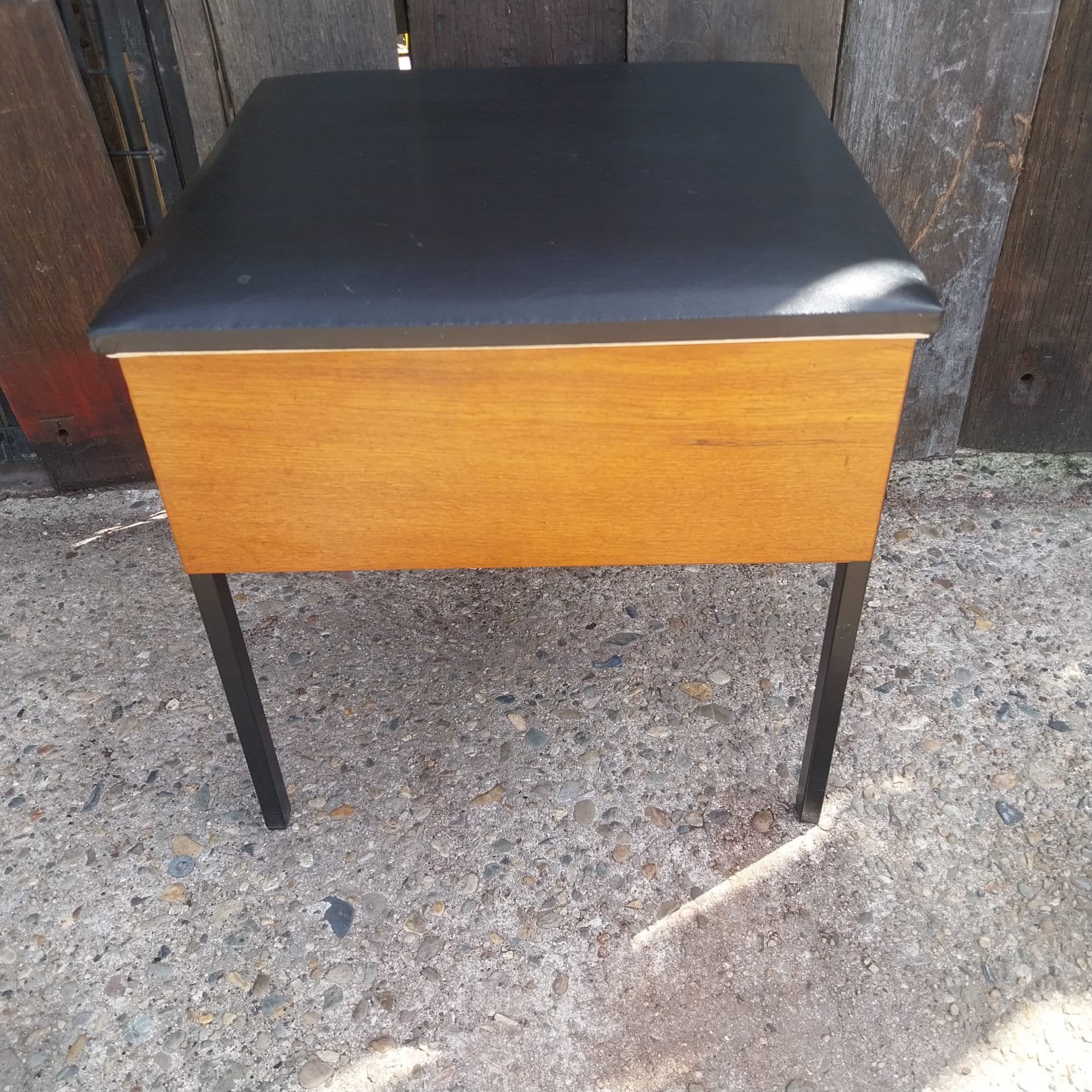 Vintage naaikastje / naaibox op poten met opklapdeksel, Ophalen, Gebruikt, ,, ,