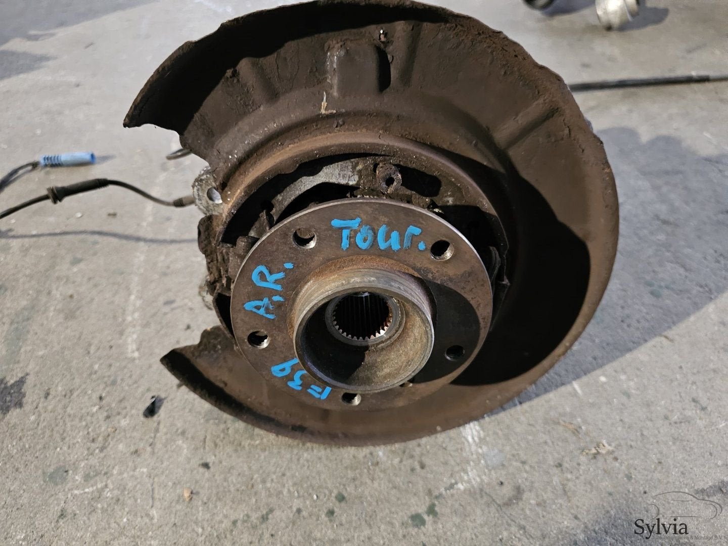 Fusee rechtsachter met draagarmen BMW 5 serie E39 Touring 33, Gebruikt, -, -, Ophalen of Verzenden