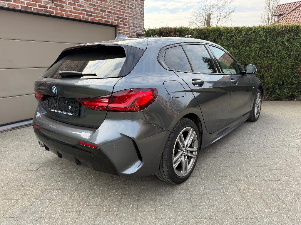 BMW 118i M-Sportpakket,GARANTIE,NAVI,ACC,CARPLAY,LED,USB,BT, Auto's, BMW, 1 Reeks, Alcantara, Bedrijf, 5 deurs