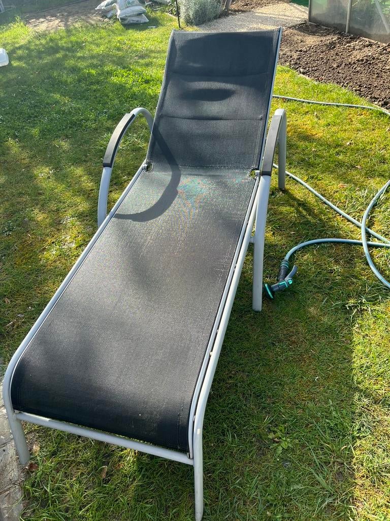 Een ligzetel, Tuin en Terras, Ligbedden, Ophalen, Zo goed als nieuw