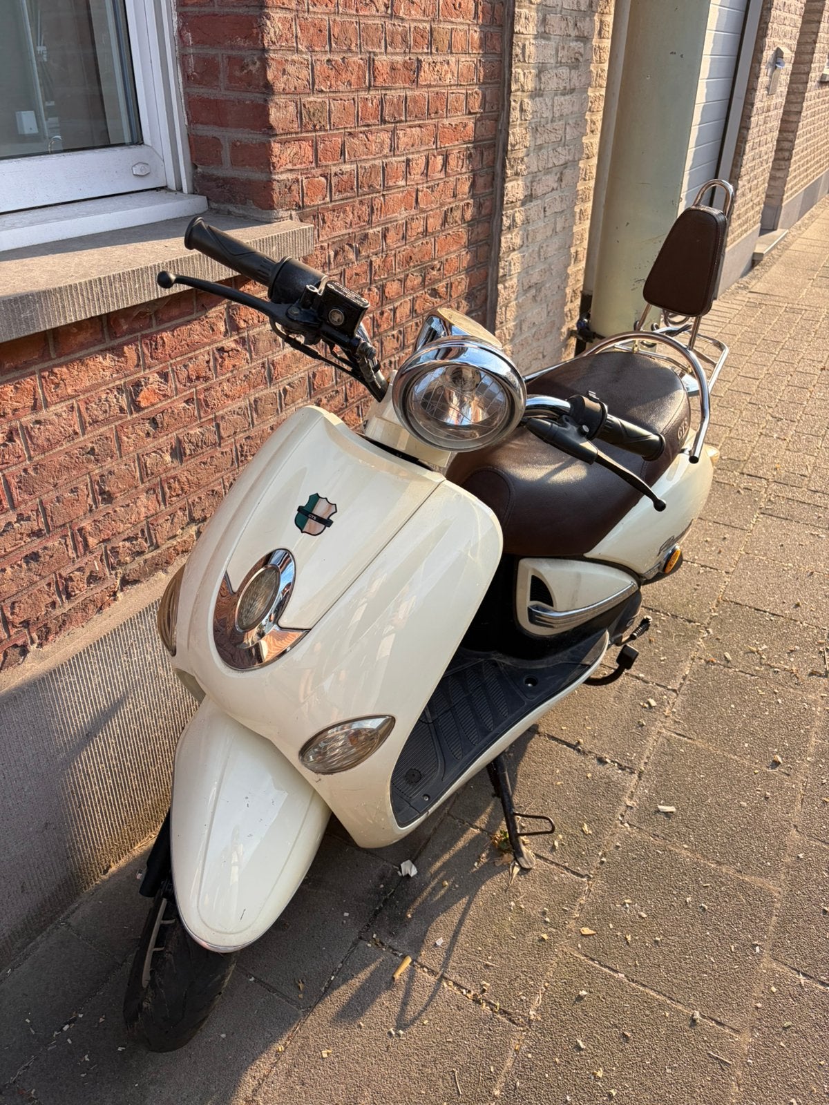 Brommer klasse A met werk aan te koop!, Fietsen en Brommers, Gebruikt, 0 versnellingen, 50 cc, Ophalen
