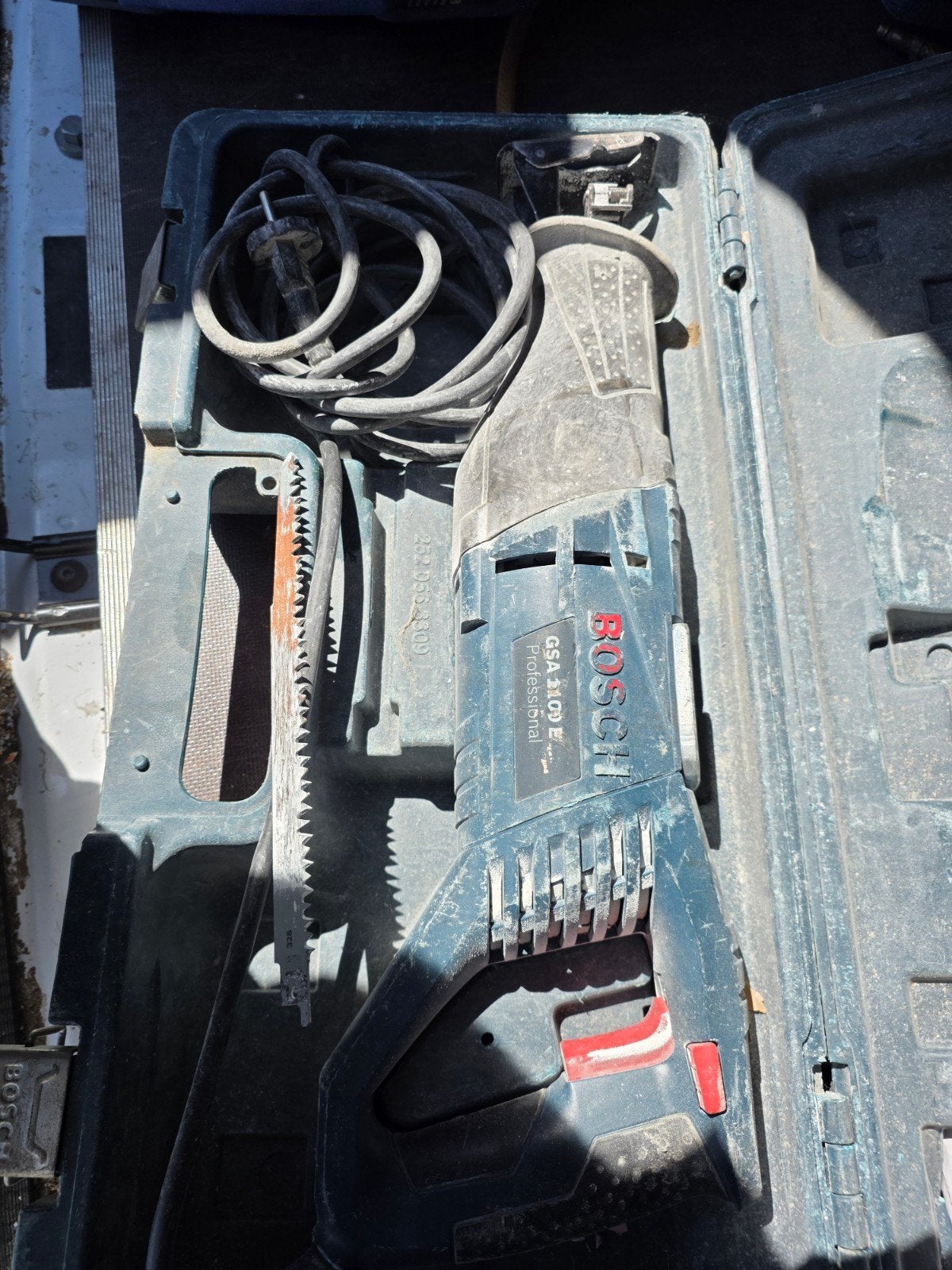 Égoïne  etat bon, Bricolage & Construction, Outillage | Ponceuses, Enlèvement