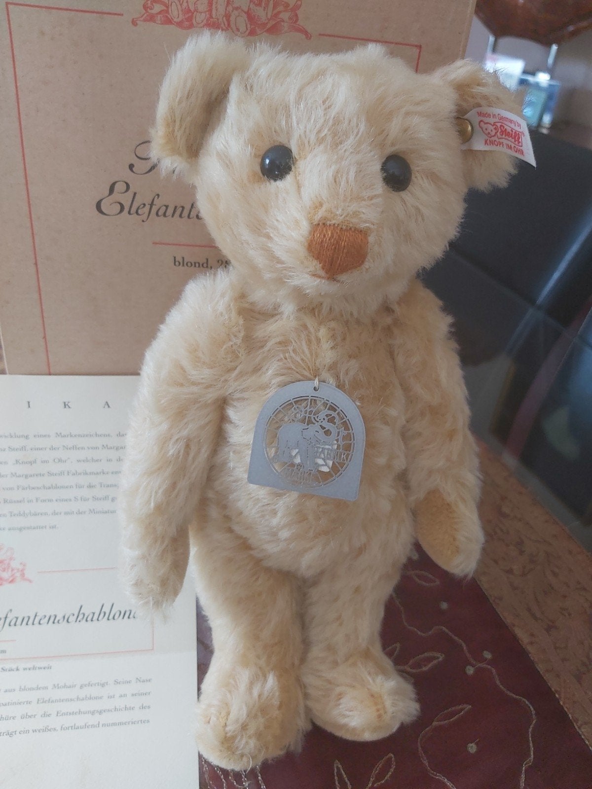 Teddy beige met olifanten sjabloon van Steiff, Collections, Ours & Peluches, Enlèvement ou Envoi, Neuf, Ours en tissus, Steiff
