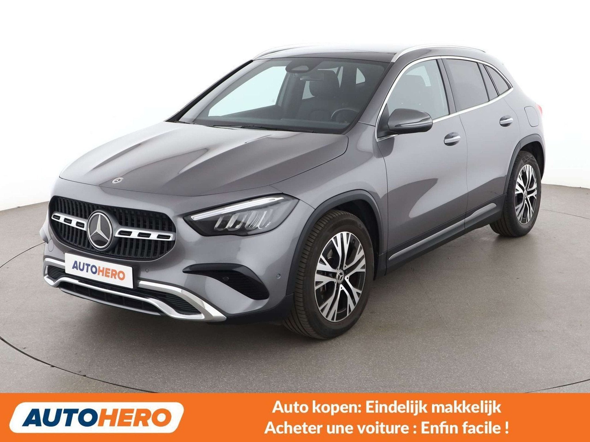Mercedes-Benz GLA 200 GLA 200 d Progressive (automatique), Autos, Achat, Alcantara, Noir, 5 portes