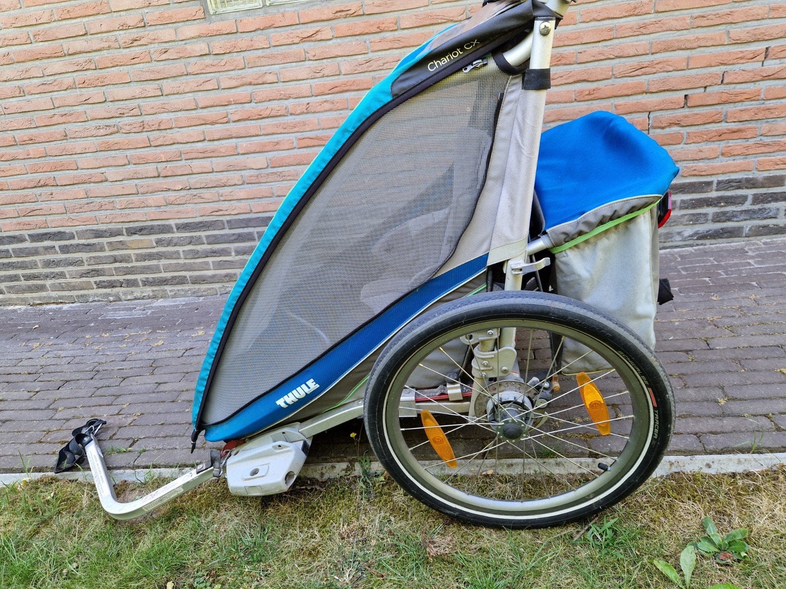 Thule fietskar Chariot CX (2 kindjes), Fietsen en Brommers, Fietsaccessoires | Aanhangwagens en Karren, Ophalen, Gebruikt, Vering