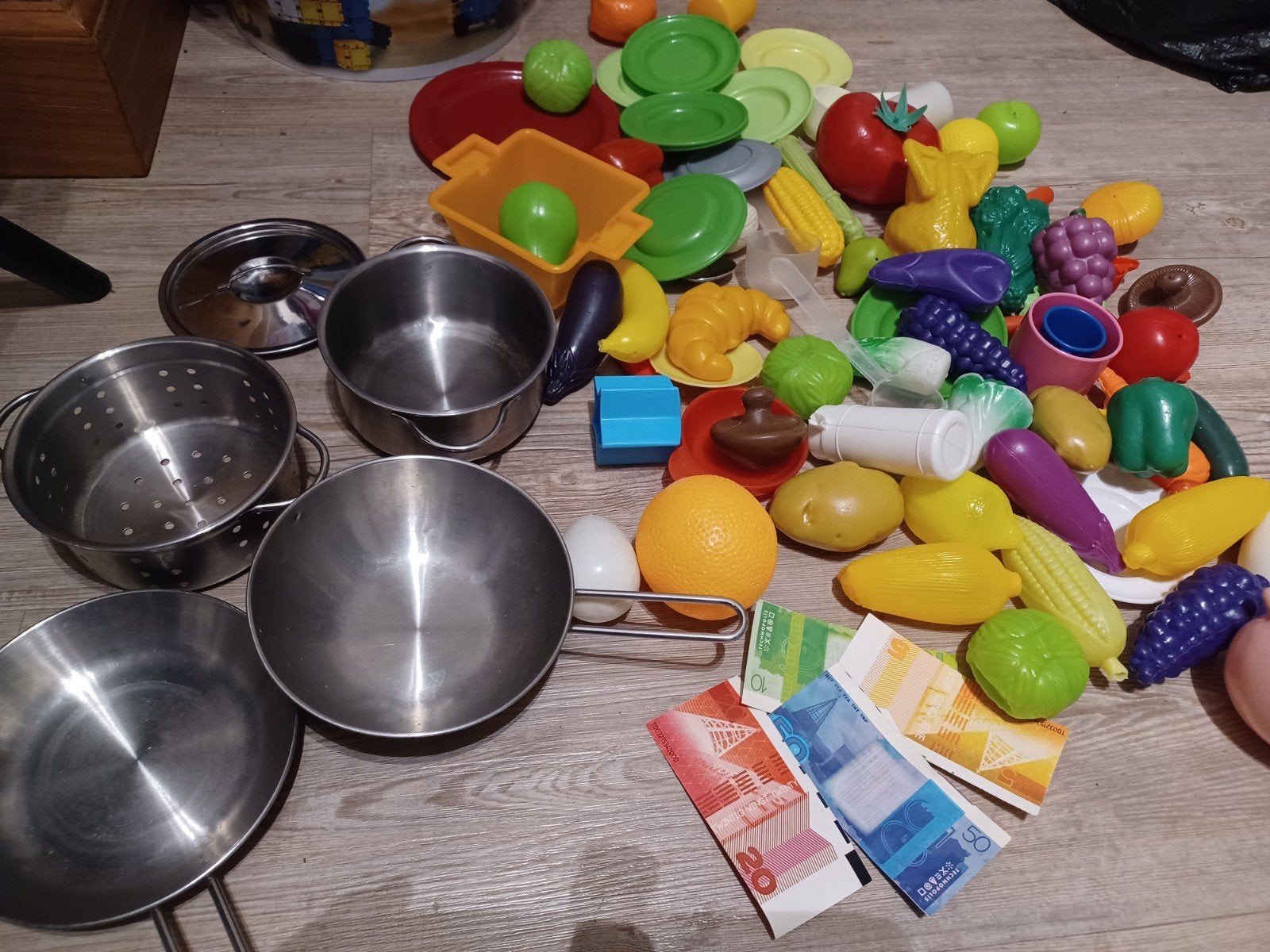 speelkeuken pannetjes en groentjes, Kinderen en Baby's, Ophalen, Gebruikt, Kunststof, Speelkeuken-accessoire