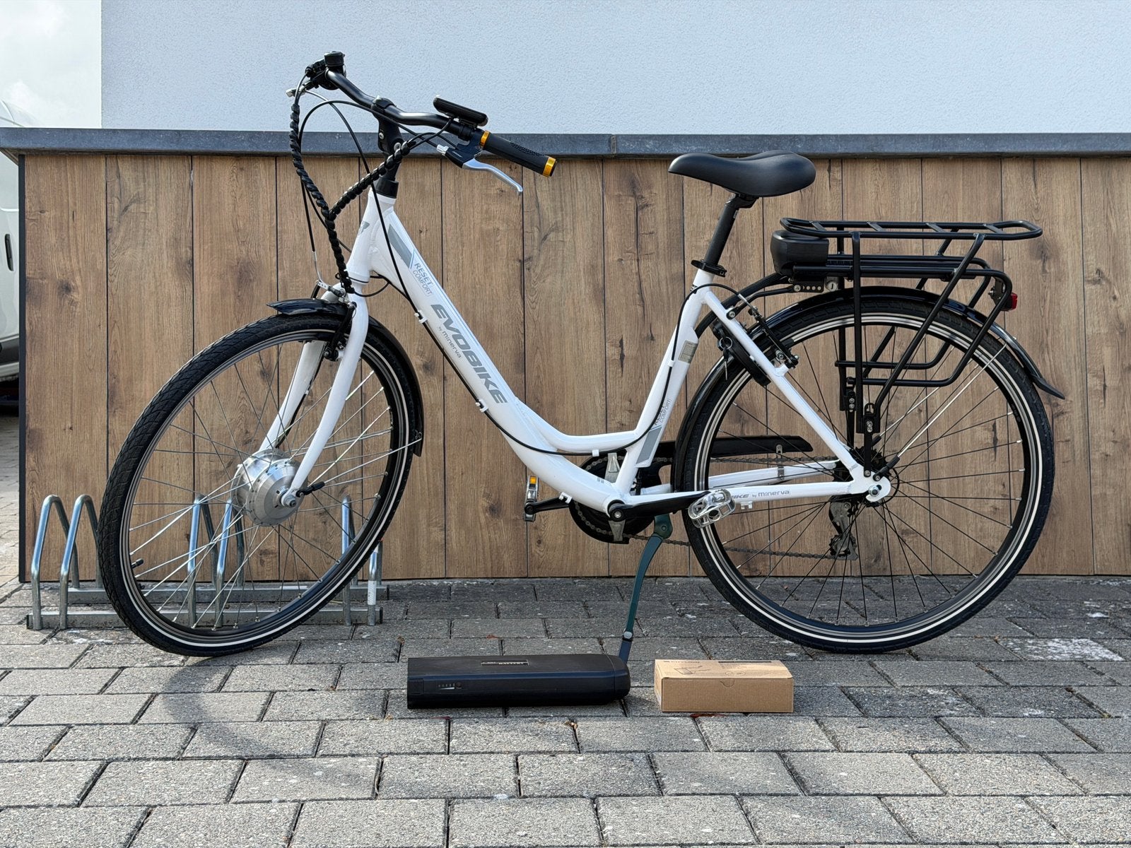 Vélo à Assistance électrique Minerva, Enlèvement, Comme neuf, Vitesses