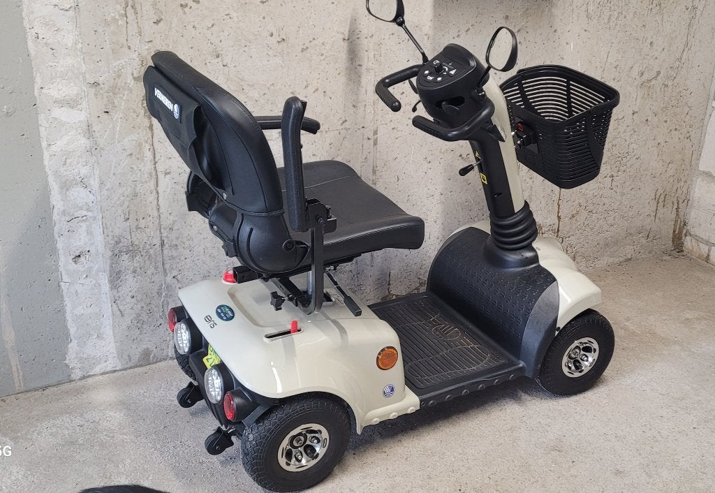 scootmobiel Vermeiren  Eris 5 mnd oud ,Z g a n ., Diversen, Ophalen, 10 km/u of minder, Zo goed als nieuw, 36 t/m 45 km
