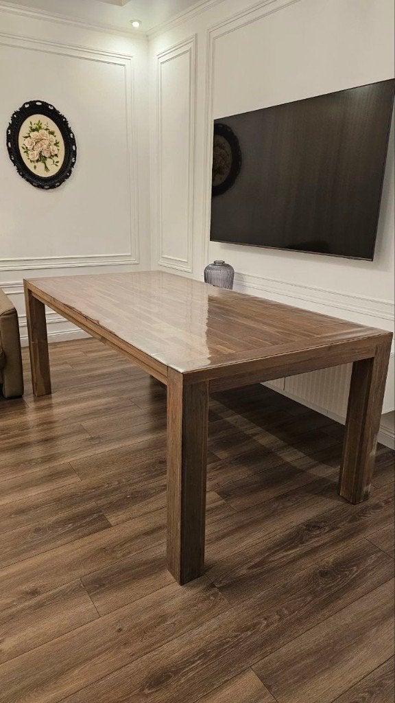 Stevige houten eettafel van 1m op 2 m, Huis en Inrichting, Tafels | Eettafels, Ophalen, Gebruikt, 50 tot 100 cm, Vijf personen of meer