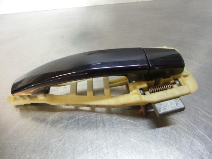 Poignée portière 4portes avant droite d'un Opel Vectra (Ve, -, Opel, Utilisé, -