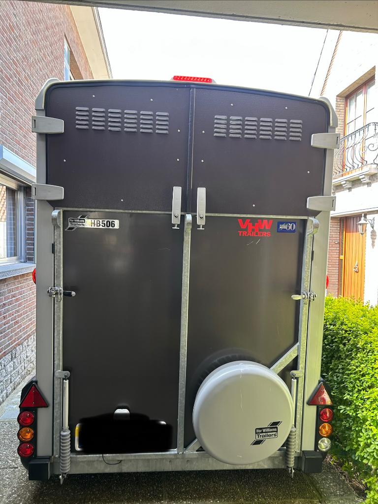 Ifor Williams HB506 2019 met vooruitloop, Animaux & Accessoires, Chevaux & Poneys | Semi-remorques & Remorques, Enlèvement, Utilisé