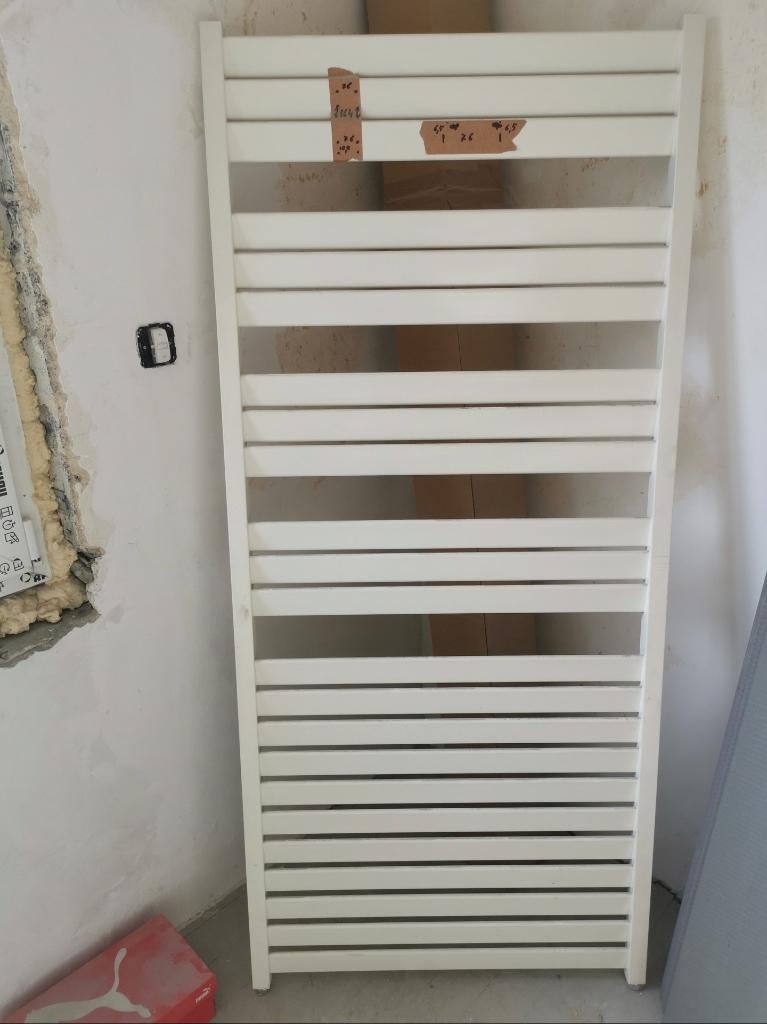 Radiateur vertical salle de bain, 800 watts ou plus, Comme neuf, Enlèvement, 80 cm ou plus