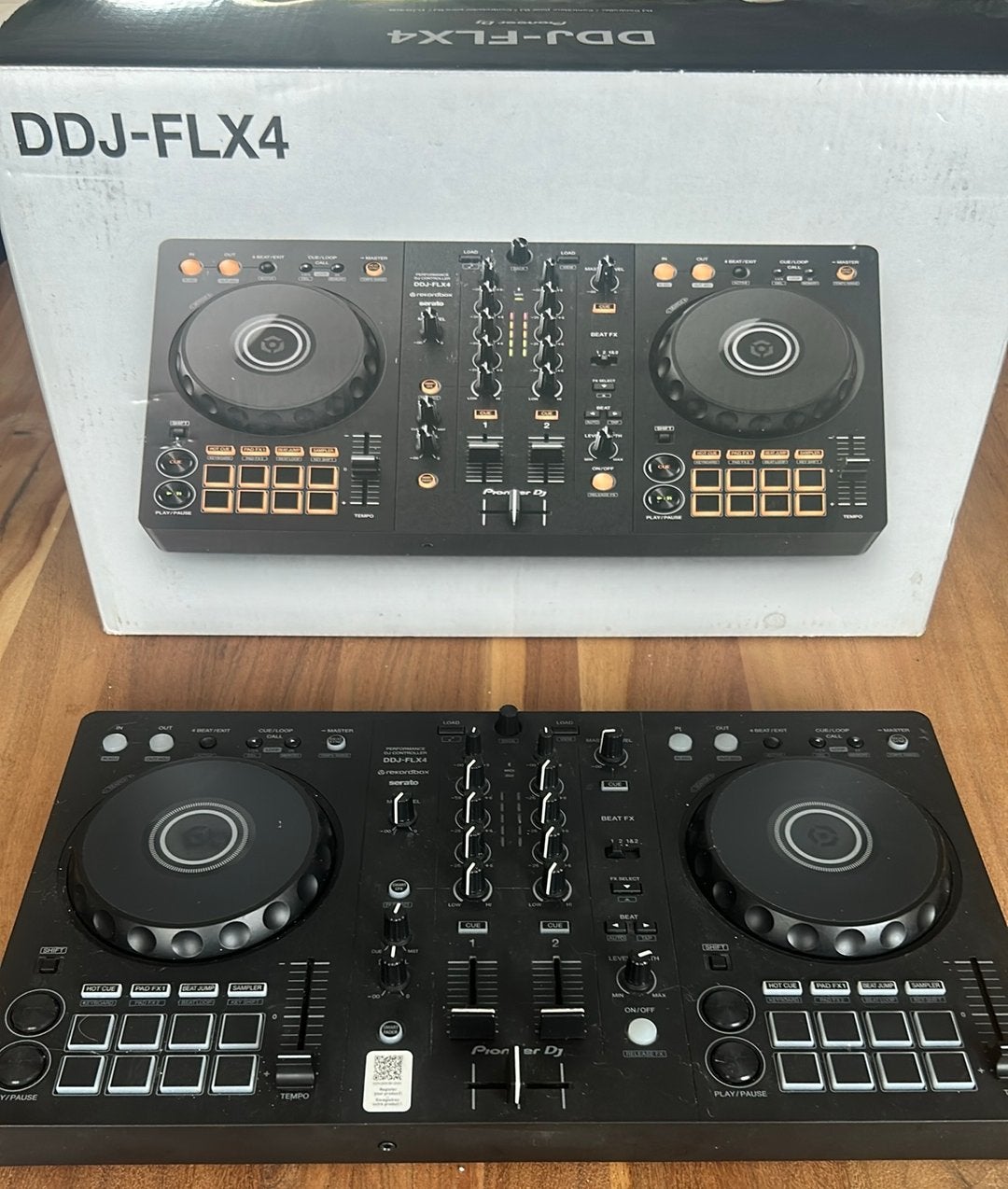 DDJ-FLX4, Muziek en Instrumenten, Dj-sets en Draaitafels, Ophalen, Zo goed als nieuw