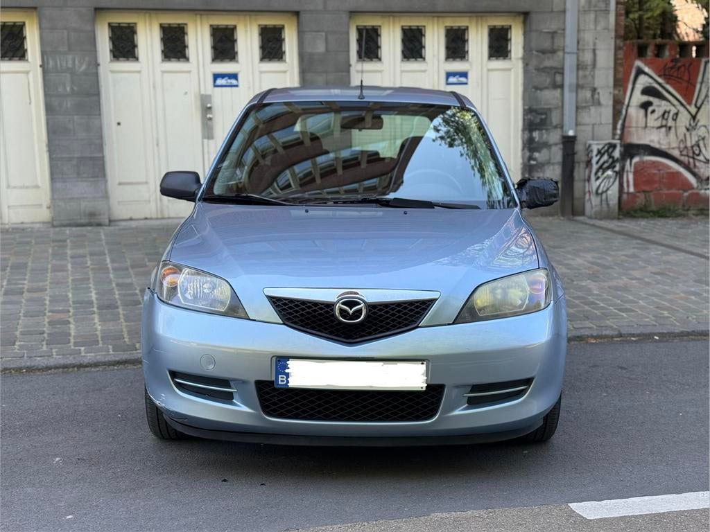 Mazda 2 1.2 essence EURO4 189.000km / 2006, Autos, Argent ou Gris, Achat, Boîte manuelle, Entretenue par le concessionnaire