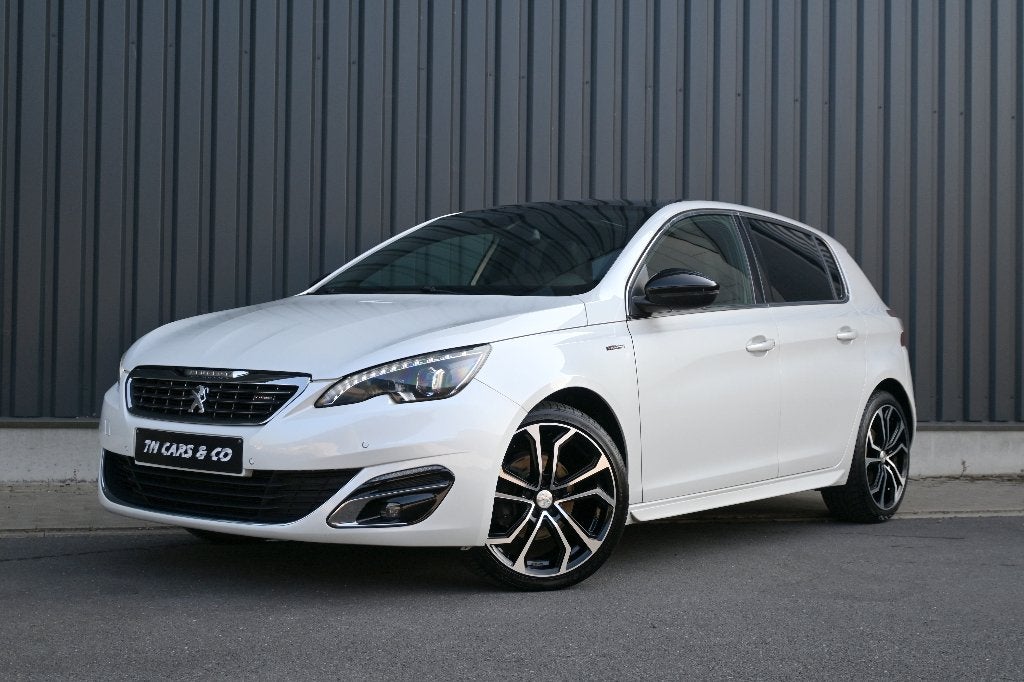Peugeot 308 GT line 130PK Pano, Led, Camera, Leder, cruise, Voorwielaandrijving, Lane Keeping Assist, 1199 cc, Leder