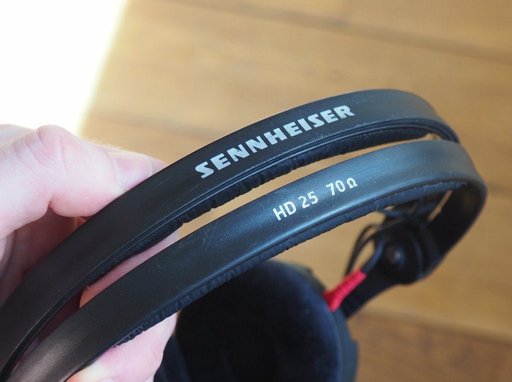 Gerenoveerde Sennheiser HD25-II koptelefoon (+1 kabel), Audio, Tv en Foto, Hoofdtelefoons, Sennheiser, Ophalen of Verzenden, Zo goed als nieuw