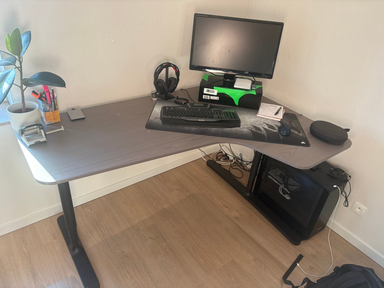 IKEA hoekbureau Bekant (rechts), Ophalen, 160 cm, Gebruikt, Hoekbureau