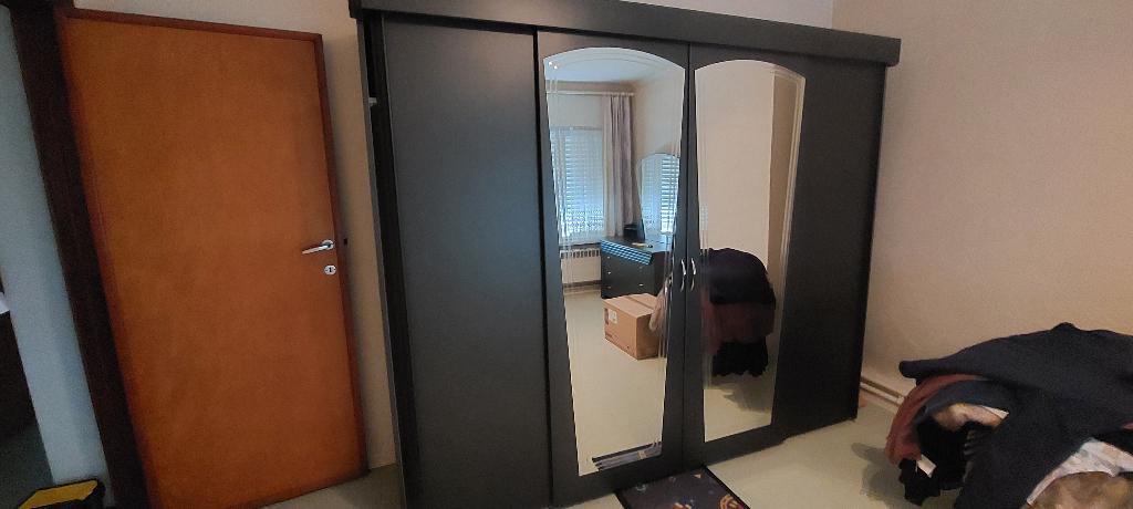 Kledingkast, Huis en Inrichting, Kasten | Kleerkasten, Ophalen, Gebruikt, Met deur(en)