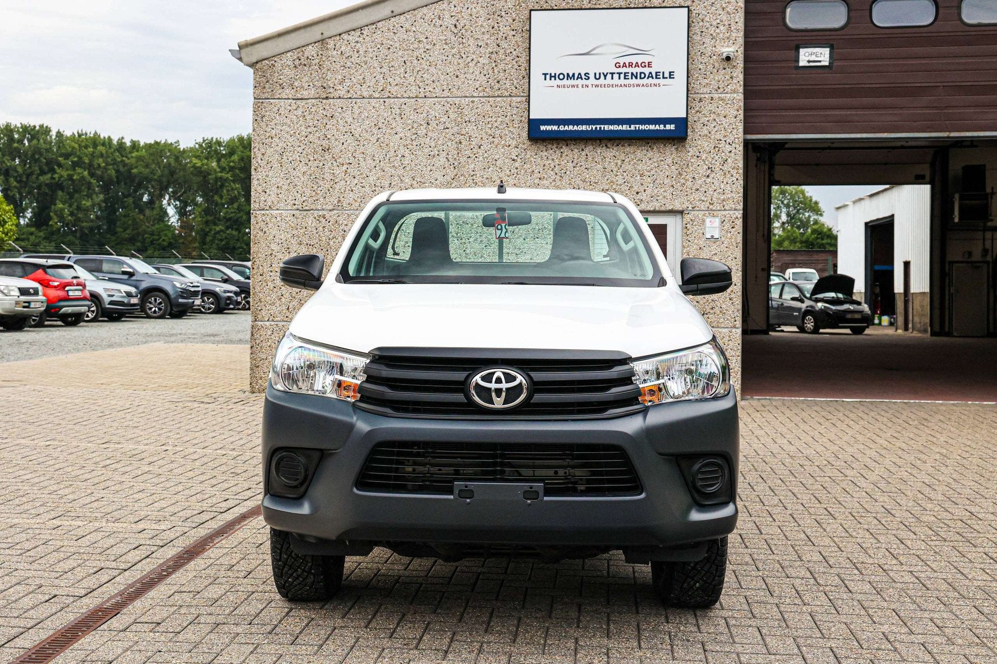 Toyota Hilux SLECHTS-35200KM*LICHTE-VRACHT*TREKGEWICHT-3500K, Auto's, Stof, 4 cilinders, 2065 kg, Wit