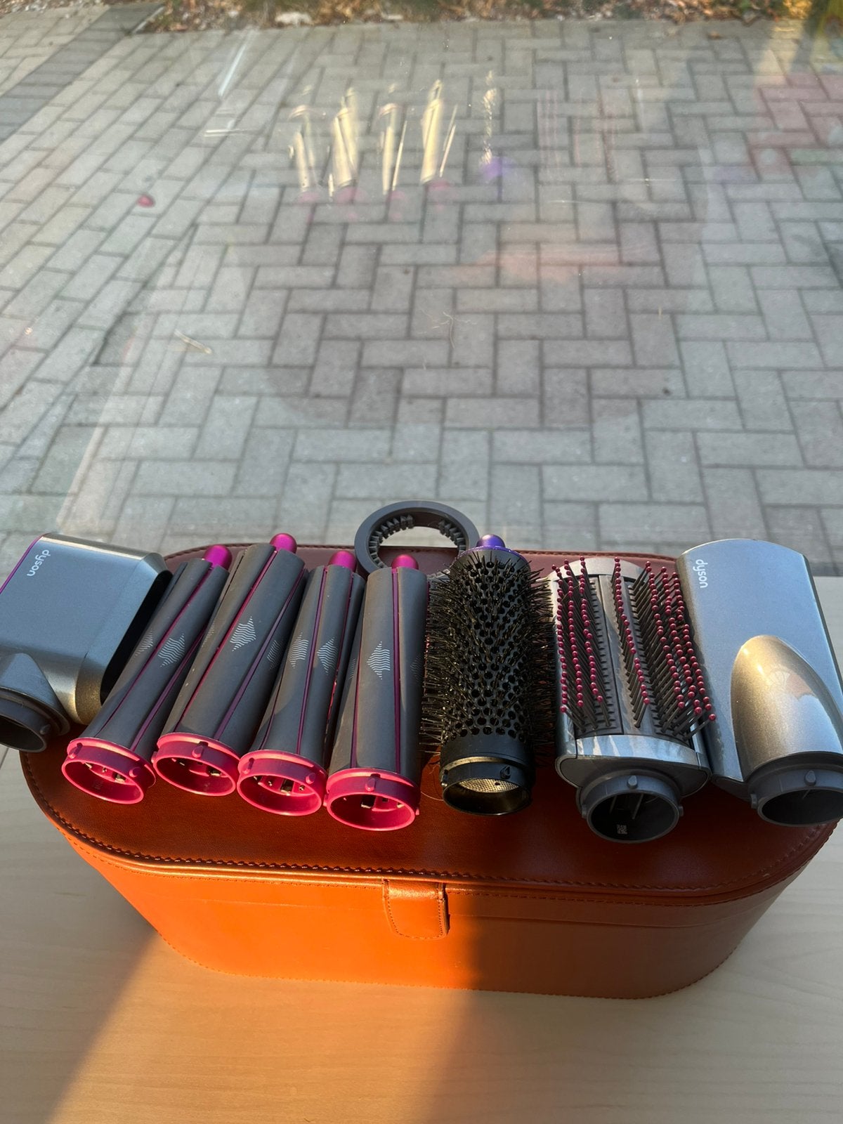 Dyson Airwrap opzetstukken + originele doos, Enlèvement ou Envoi, Utilisé, Sèche-cheveux