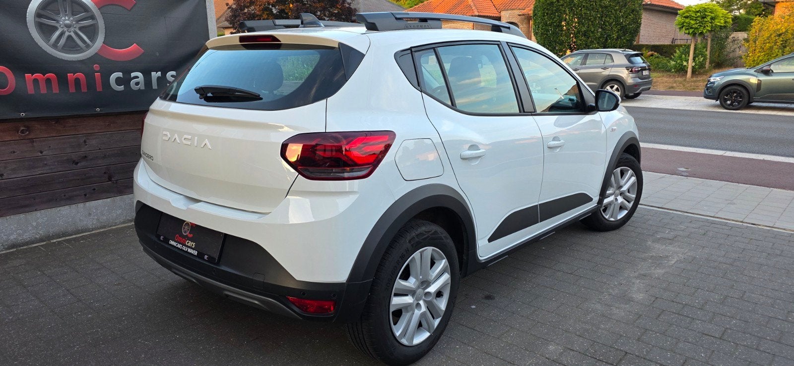 Dacia Sandero Stepway Nieuw model slechts 15.000km+ GARANTI, Auto's, Dacia, Multifunctioneel stuurwiel, Euro 6, 67 kW, Wit