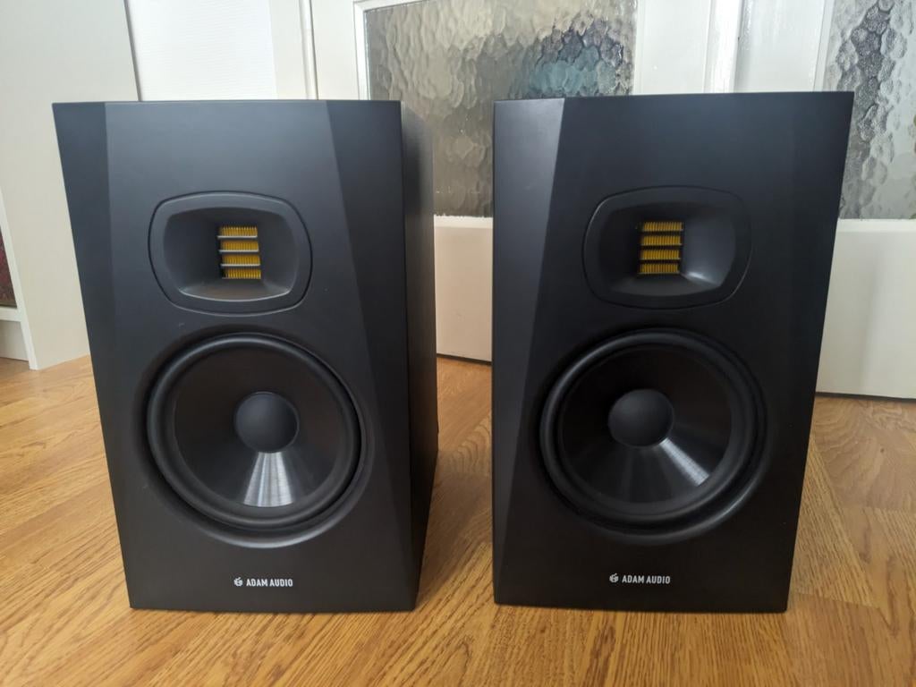 Adam audio T7V studio monitors + kabels, Ophalen, Gebruikt, Audio