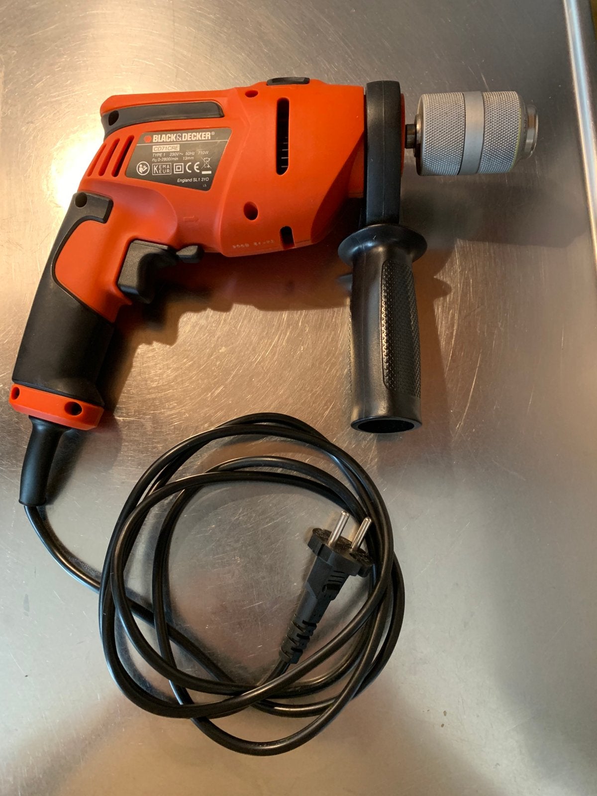 Klopboormachine Black & Decker CD71CRE, Doe-het-zelf en Bouw, 600 watt of meer, Zo goed als nieuw, Klopboormechanisme, Ophalen