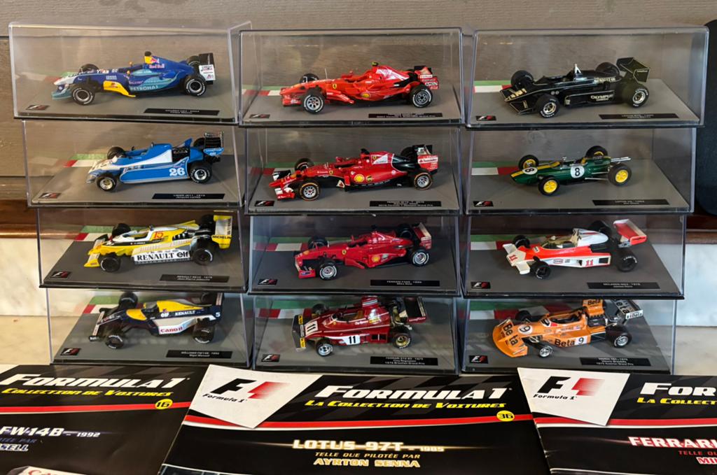 F1 - Panini - Ferrari - 1:43, Hobby & Loisirs créatifs, Enlèvement ou Envoi, Comme neuf, Voiture