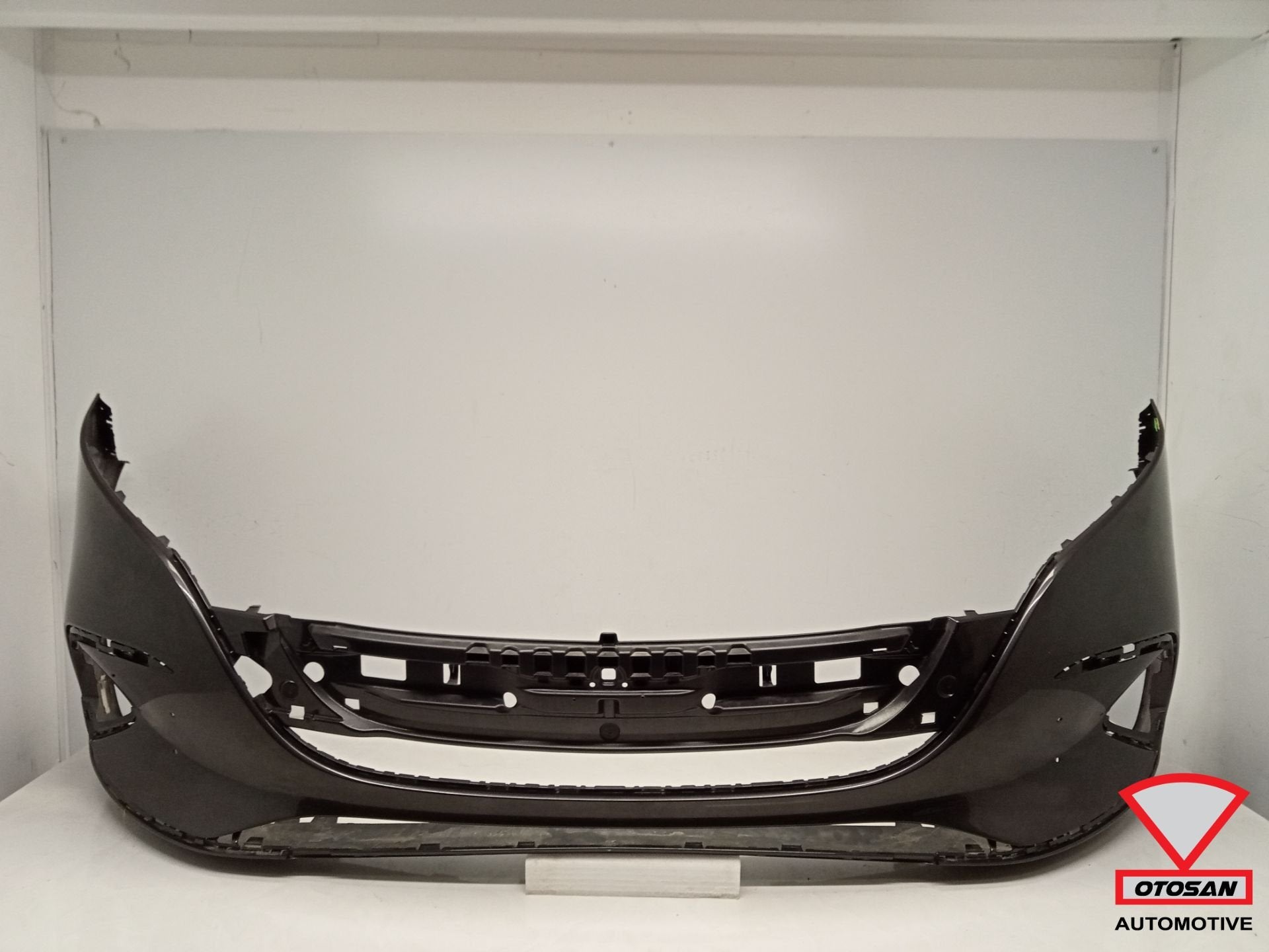 Pare-chocs avant AMG restyl pour Mercedes-Benz Classe V et V, Autos : Pièces & Accessoires, Mercedes-Benz AG, Pare-chocs, Mercedes-Benz