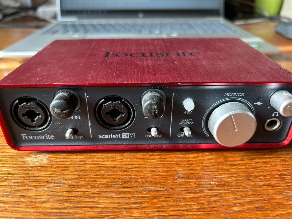 Focusrite scarlet 2I2 geluidskaart, Audio, Tv en Foto, Professionele apparaten, Audio, Moorsele, Ophalen of Verzenden, Info@hoorensprojects.be