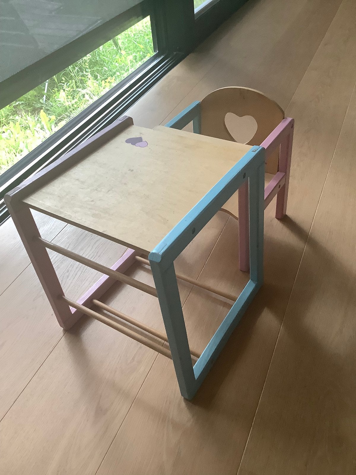 Houten poppenstoeltje, Ophalen, Gebruikt, Meubelstuk of Keukentje